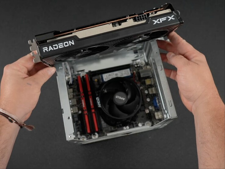 Графический процессор Radeon RX 6600 для настольных ПК оказался слишком большим, чтобы поместиться в мини-ПК, созданный по мотивам Steam Machine. (Источ
