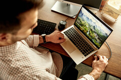 HP EliteBook x360 1030 G4 и EliteBook x360 1040 G6 с невероятно яркими дисплеями (Изображение: HP)