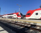 Припаркованные вагоны Caltrain EMU (Stadler Kiss) ожидают выхода на линию во время Недели демонстрации в мае 2024 г. (Источник изображения: Андреас Себаян)