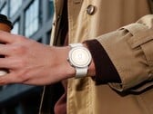 Часы Realme Watch S5 имеют привлекательный дизайн.