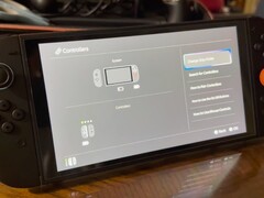Левый Joy-Con 2 отображается как отсоединенный даже при подключении к портативной консоли Switch 2. (Источник изображения: IcyBoi23 на Reddit)