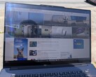 Сверхъяркий дисплей Lenovo Pro 9 16 Aura более удобен для использования на открытом воздухе по сравнению с другими ноутбуками