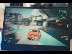 Геймплей Cyberpunk 2077 на HP Victus с графическим процессором RTX 5050 при средних настройках 1080p (Источник изображения: Dawid Does Tech Stuff/YouTube)
