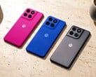 Модель Moto G77 Power поставляется с задней панелью розового, синего или серого цвета.