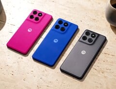 Модель Moto G77 Power поставляется с задней панелью розового, синего или серого цвета.