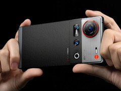 Nubia Z80 Ultra должен содержать различные усовершенствования по сравнению с текущей моделью Nubia Z70S Ultra, на фото. (Источник изображения: Nubia)