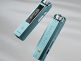 Портативный MP3-плеер Fiio Snowsky Echo с поддержкой Hi-Res Audio выпускается в цвете «небесно-голубой».