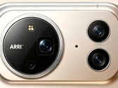 Вслед за официальными тизерами к Honor Magic9 были также раскрыты новые технические характеристики камеры, полный дизайн камеры и дата запуска.