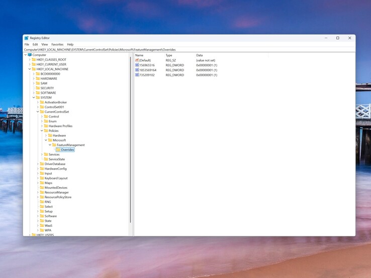 Вот как выглядит соответствующий путь в реестре после добавления этих трех записей.