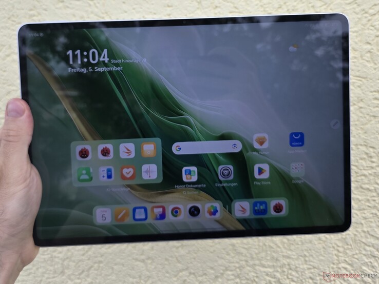 Honor Планшет MagicPad3 (Источник изображения: Marcus Herbrich)