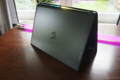 Хороший игровой ноутбук, но дорогой: Aorus Elite 16