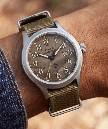 Часы Timex TW2Y89500 оснащены циферблатом цвета «тан-камуфляж»