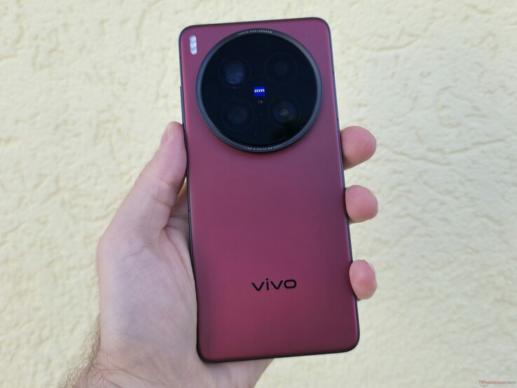 Vivo X200 Ultra (Источник изображения: Маркус Хербрих)