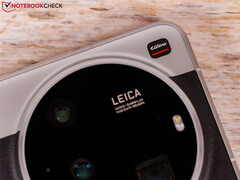 Пока неясно, будет ли Xiaomi 17 Ultra оснащен четырьмя датчиками на задней панели. На фото: задняя панель Xiaomi 15 Ultra. (Источник изображения: Notebookcheck)