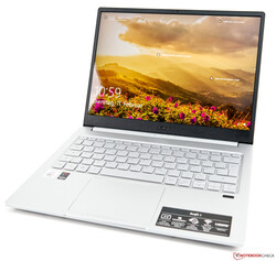 На обзоре: Acer Swift 3 SF313-52-71Y7. Тестовый образец предоставлен notebooksbilliger.de
