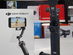 DJI Osmo Mobile 8 выглядит подозрительно похоже на существующую модель Osmo Mobile 7P. (Источник изображения: via Игорь Богданов)