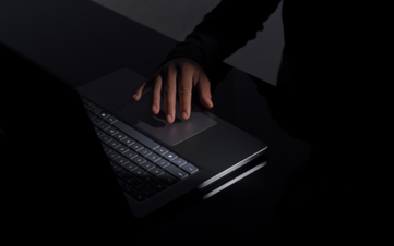 Вы получаете увеличенный на 30% трекпад по сравнению с Surface Laptop 7th Edition прошлого поколения.
