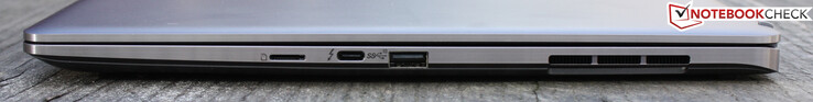 Правая сторона: слот microSD (UHS-III), Thunderbolt 4 (DisplayPort), USB 3.2 Gen 2 (SuperSpeed 10 Гбит)