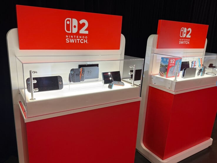 Nintendo Switch 2 на выставке у розничного продавца (Источник изображения: аккаунт Nintendeal X)
