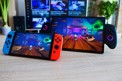 Nintendo Switch OLED против OneXplayer X1 Pro - Смурфики 2. (Источник изображения: Marc Herter/ Notebookcheck)