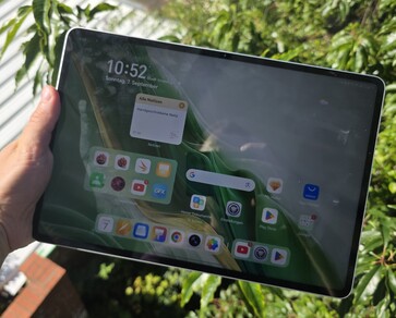 Honor MagicPad3: Просмотр на открытом воздухе