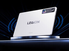 Lenovo анонсирует две функции с поддержкой искусственного интеллекта для Legion Y700 Gen 5. На фото: игровой планшет в белом цвете.