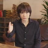Создатель игр Nintendo Масахиро Сакураи сидит за столом (Источник изображения: The Guardian)
