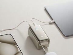 Xiaomi Power Bank Retractable Cable 10000 55W стоит ~$45.