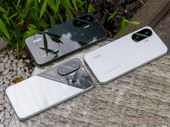 Xiaomi предложит Poco F7 в трех стартовых цветах. (Источник изображения: Notebookcheck)