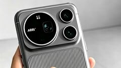 Изображение смартфона Honor Magic9 Pro Max, предположительно сгенерированное с помощью искусственного интеллекта; как утверждается, данная модель оснащена камерой Arri с квадратным сенсором фронтальной камеры.