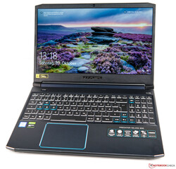 На обзоре: Acer Predator Helios 300 PH315. Тестовый образец предоставлен notebooksbilliger.de.