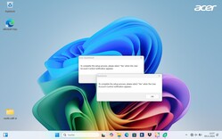 Первый запуск Windows: 2 всплывающих окна и ссылка Booking.com