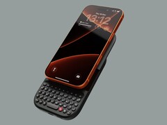 Клавиатура Clicks Power Keyboard стоит дешевле, чем специальная клавиатура Clicks для iPhone. (Источник изображения: Clicks)