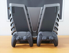 По слухам, наборы для создания PS5 Pro будут похожи на своих предшественников, изображенных на фотографии, хотя ожидается, что финальная консоль не будет похожа на свой аналог из наборов для создания. (Источник изображения: eBay)