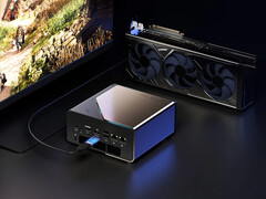 Стоимость EVO-T1 в настоящее время составляет $999,99. На фото: установка OCuLink с мини-ПК. (Источник изображения: GMK - отредактировано)