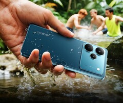 Realme P4 Pro 5G доступен в трех цветах, включая полуночный синий. (Источник изображения: Realme)