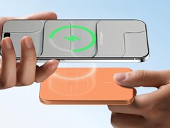 Anker's Nano Power Bank (5K, MagGo, Slim) в космическом оранжевом цвете