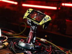 Игровая приставка Asus ROG Xbox Ally X в тематике Cyberpunk 2077 была создана компанией AK Mod.