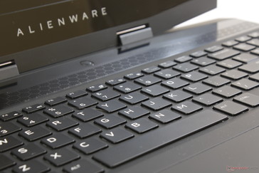 Купить Ноутбук Dell Alienware 15 A15-8406