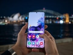 Ожидается, что серия S27 от Samsung получит самый значительный прирост ёмкости аккумулятора со времён модели S20 Ultra (на фото).