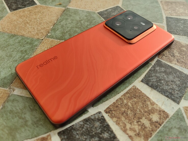 Тестовый смартфон Realme GT7 Pro (Источник изображения: Marcus Herbrich)