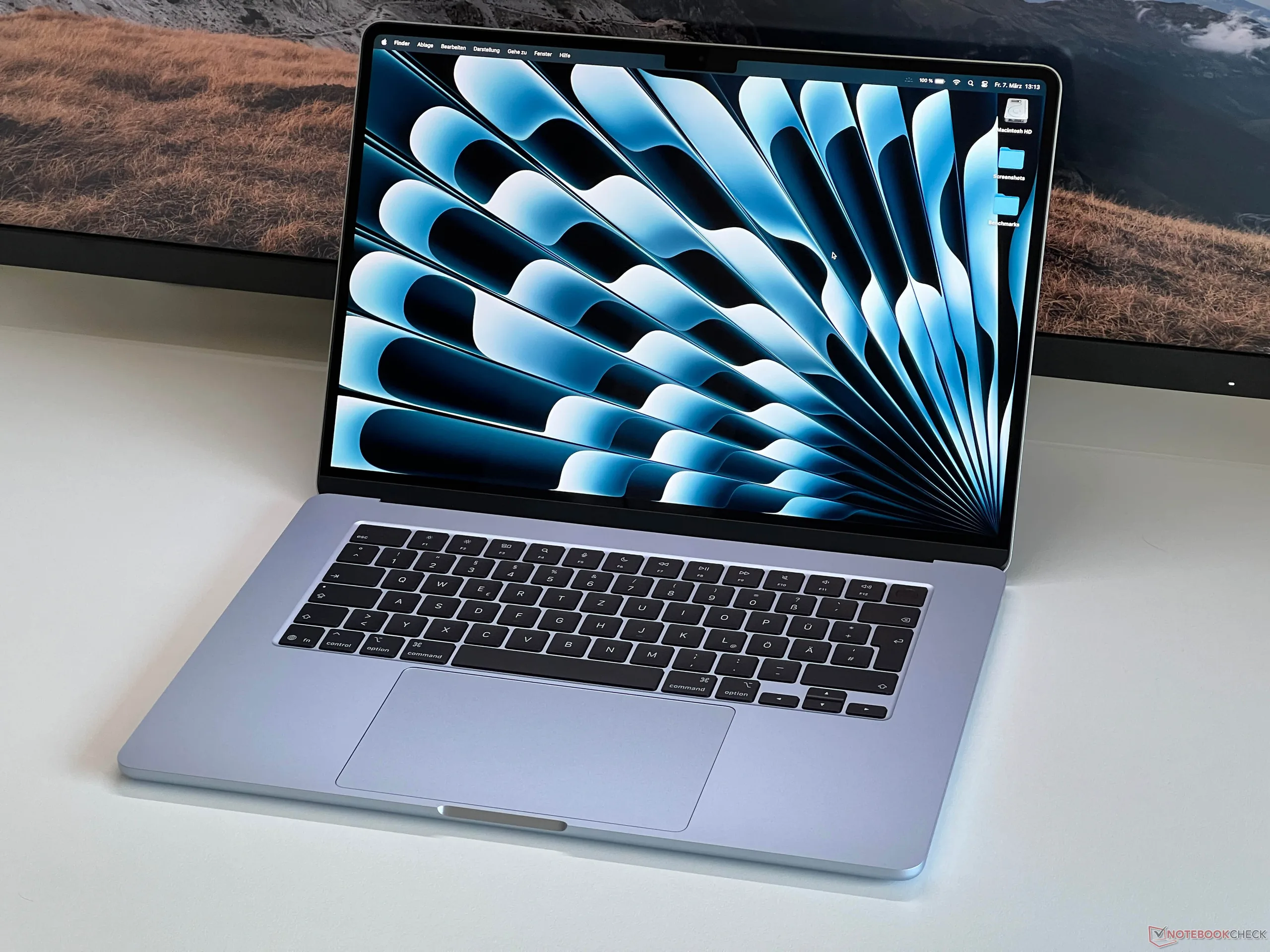 Apple MacBook Air 15 M5 - notebookcheck-ru.com Библиотека