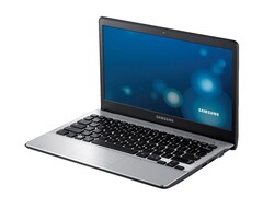 Обзор субноутбука Samsung 305U1A-A01DE