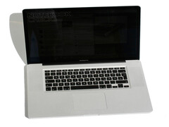 Обзор ноутбука Apple MacBook Pro 17" (Aluminium Unibody, 17", 9600M GT, T9550)