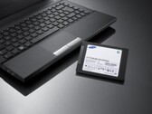 Samsung анонсировала линейку мобильных SSD PM830