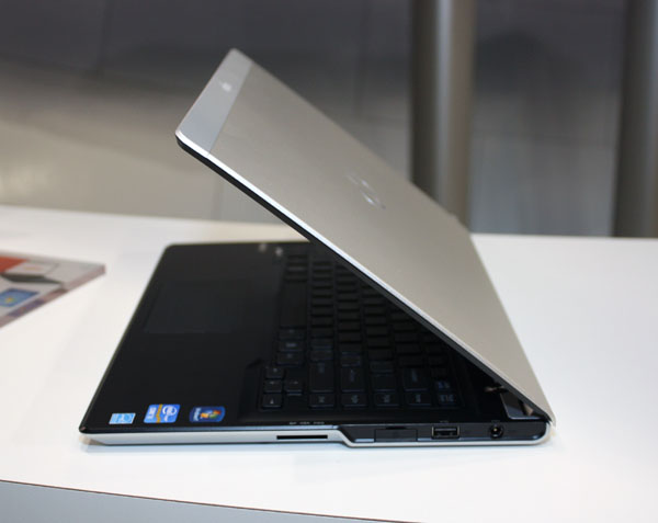 Ноутбук Fujitsu Lifebook Uh572 Цена